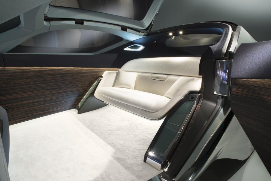 Интерьер Rolls-Royce Vision Next 100 2016 года  (фото 16 из 96)